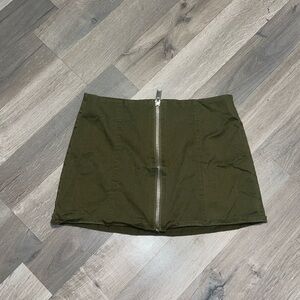 POSTER GIRL Olive Mini Skirt with Zipper
